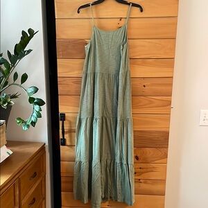 GAP Green Tiered Ruffled Maxi Sundress